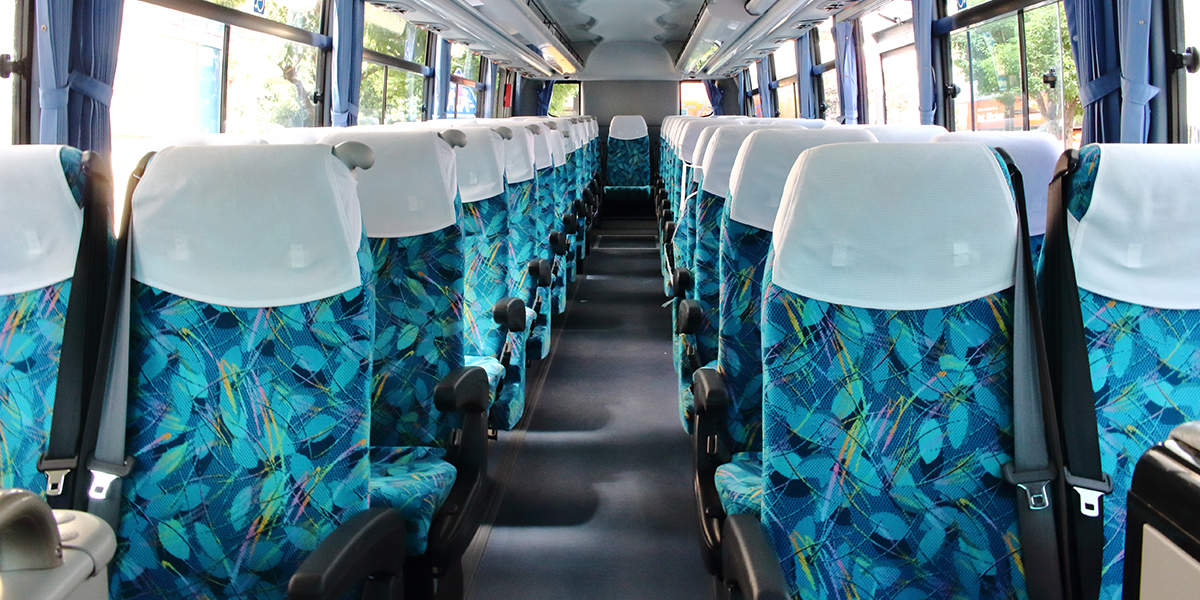 徳島でレンタルできる観光バス！長距離移動はゆとり空間の中型バスで